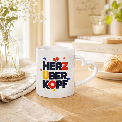 Herz über Kopf – Tasse mit Herzhenkel